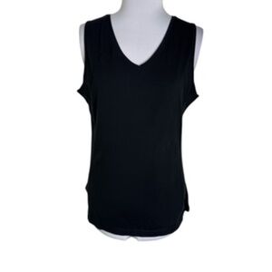 Danskin Now Sleeveless V-Neck Athletic BlackTank with Key Pocket Size XL (16-18)